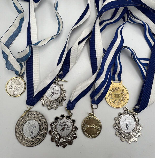 Lot 31 αθλητικά μετάλλια - Image 6