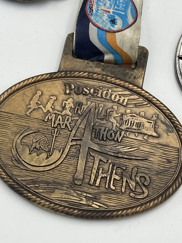 Lot 31 αθλητικά μετάλλια - Image 2