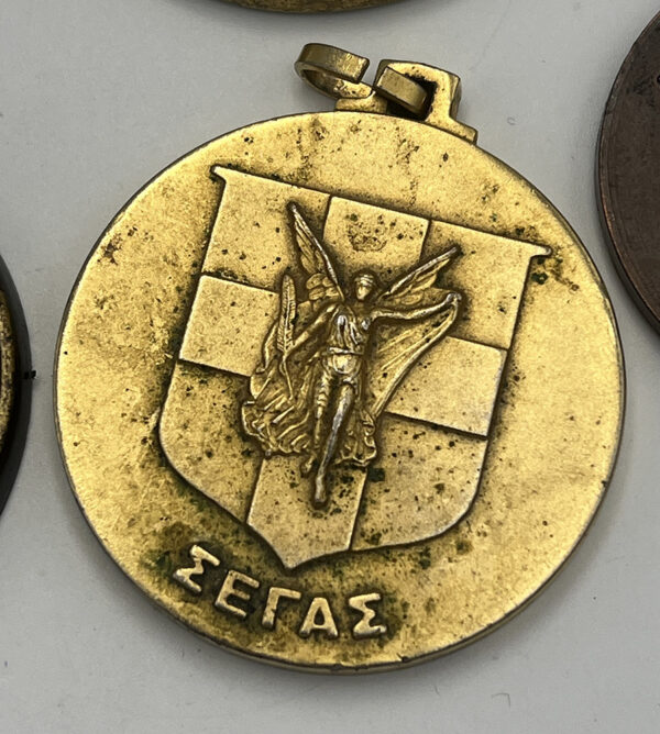 Lot 13 μετάλλια - Image 9