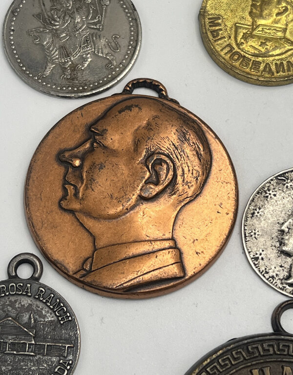 Lot 13 μετάλλια - Image 7